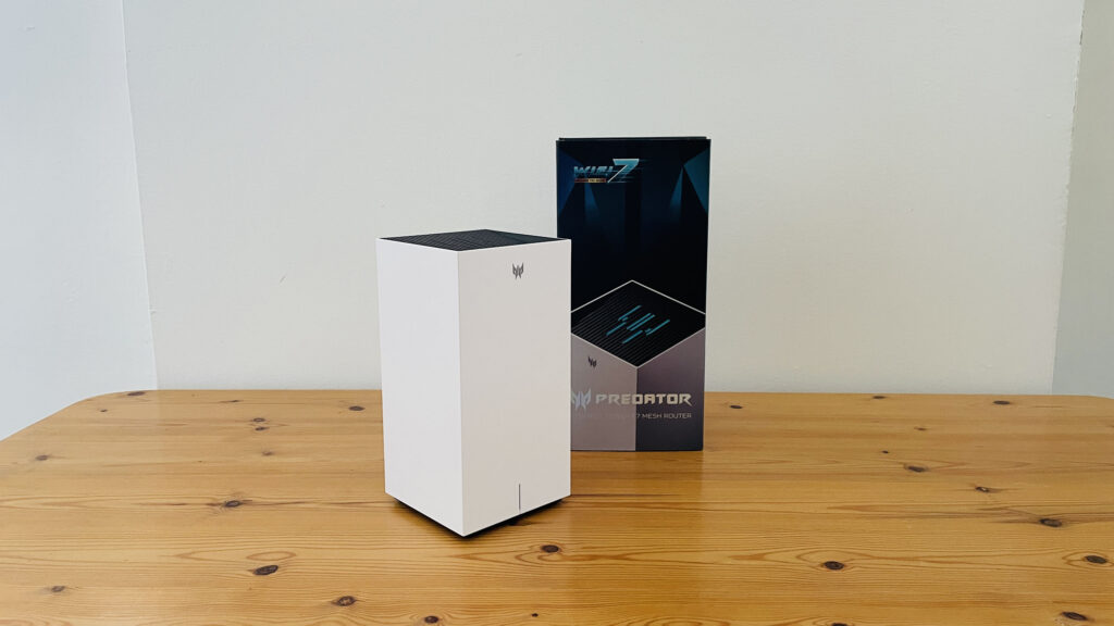 Acer Predator Connect T7 Wi-Fi 7 Mesh Router: super-fast Wi-Fi 7 router for hardcore gamers Predator Connect T7 and its packaging on a wooden table