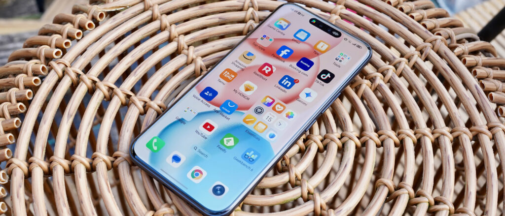 Honor 400 Pro review: an AI-packed almost-flagship for the discerning bargain hunter Honor 400 Pro on a wicker basket