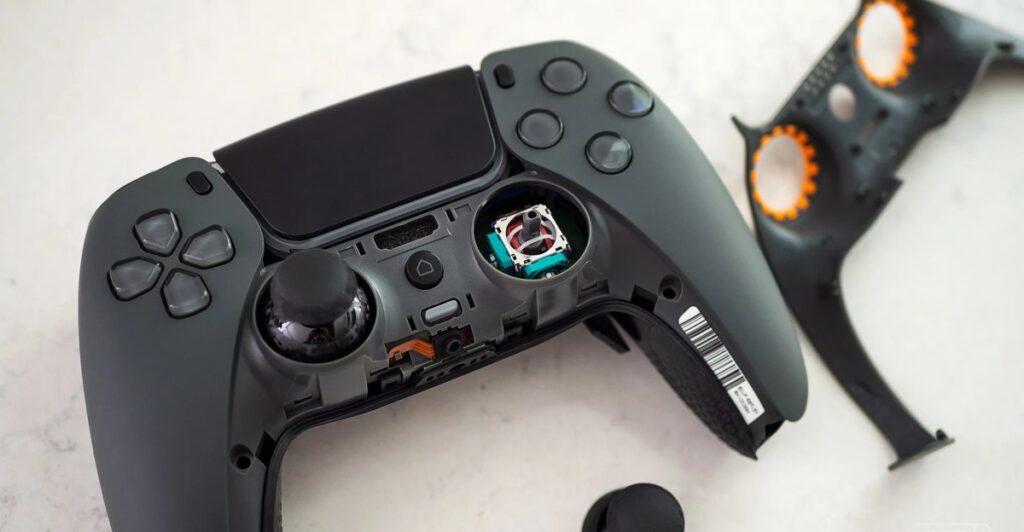 Scuf is finally adding Hall effect sticks to some of its wireless controllers Scuf is finally adding Hall effect sticks to some of its wireless controllers