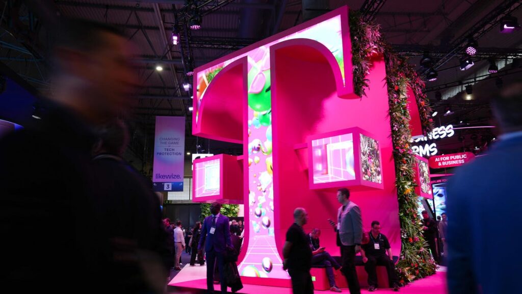 T-Mobile’s data breach settlement payments were delayed, but they’re rolling out soon T-Mobile's data breach settlement payments were delayed, but they're rolling out soon