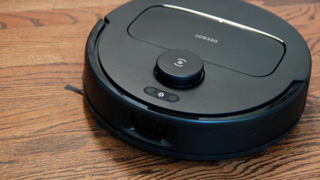 This midrange robot vacuum cleans as well as some flagship models - and it's 50% off