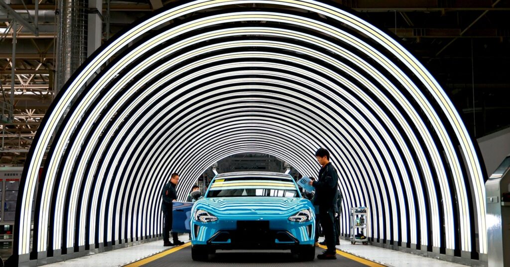 China's Electric Vehicle Factories Have Become Tourist Hotspots