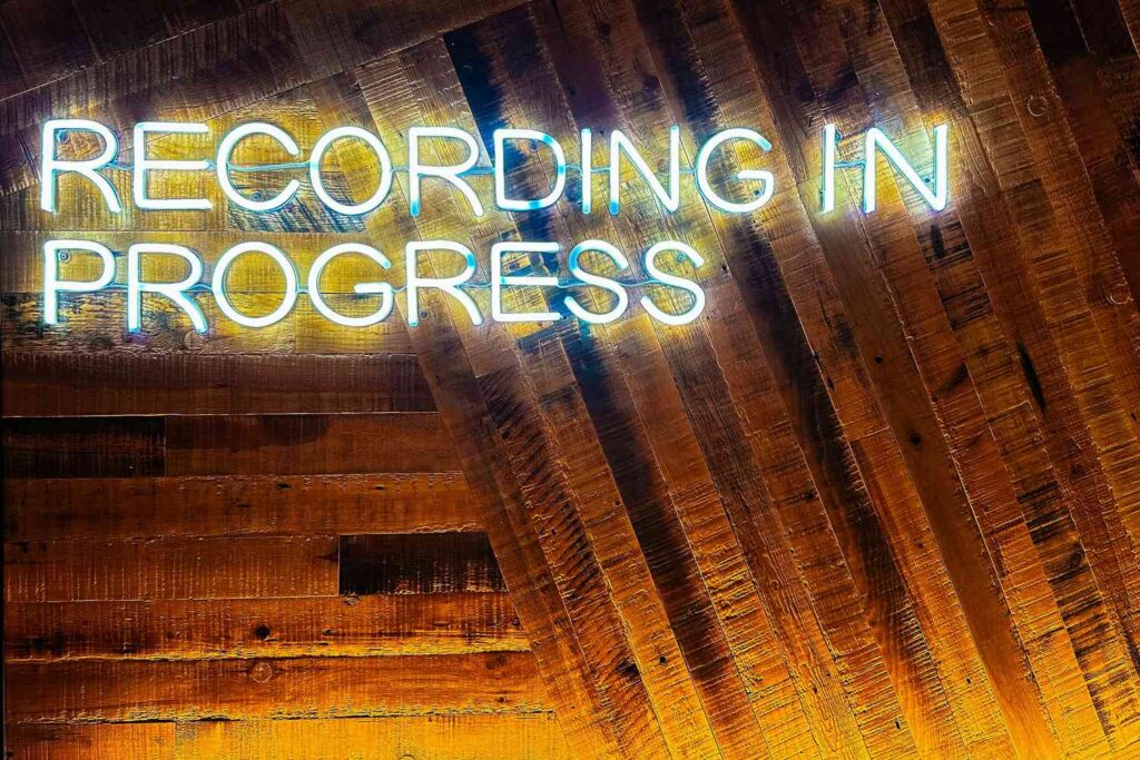 How ChatGPT’s Record Mode Works (and What It Accesses) How ChatGPT’s Record Mode Works (and What It Accesses)