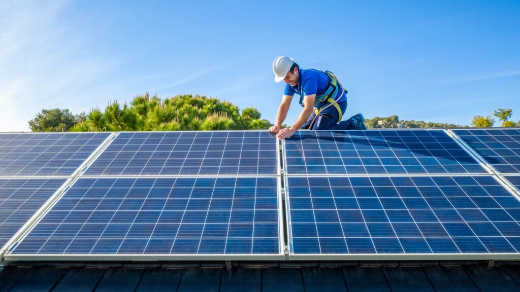 How Much Do Solar Panels Cost in 2025? Everything You Need to Know