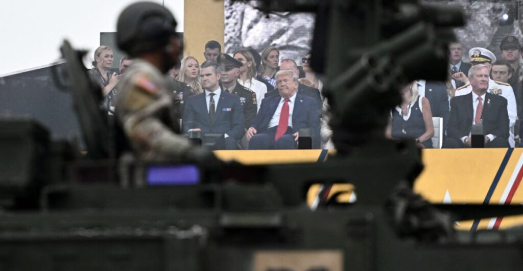 Tanks, guns and face-painting | The Verge