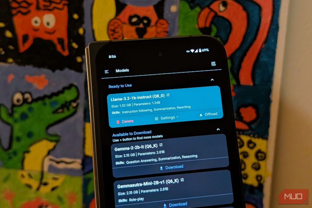 This Free App Lets Me Run AI Chatbots on My Smartphone Without the Internet