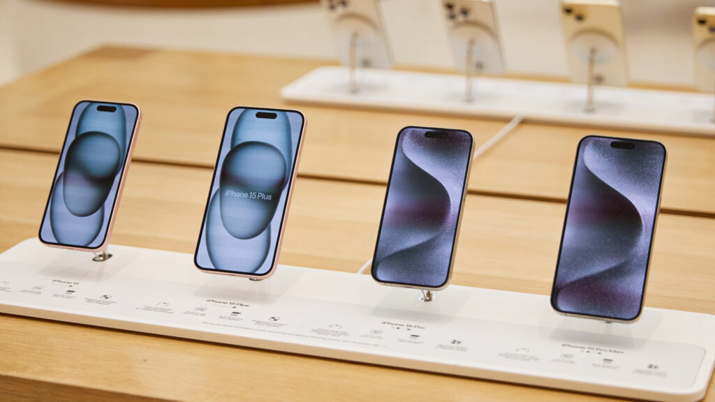 What NOT to expect at Apple’s WWDC 2025 Apple iPhone 15 series