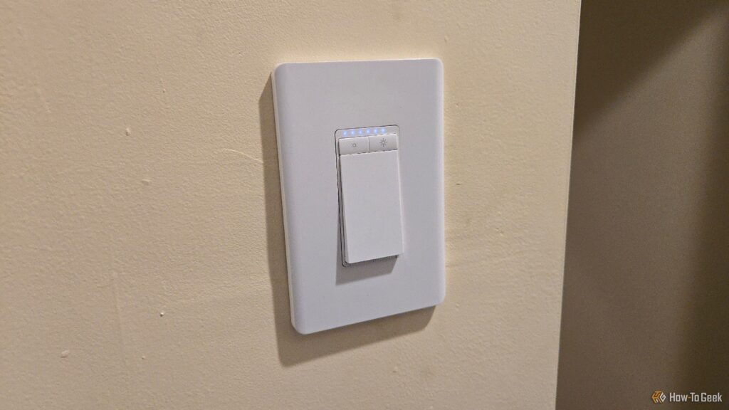 Why I Bought Smart Switches Instead of Philips Hue Bulbs