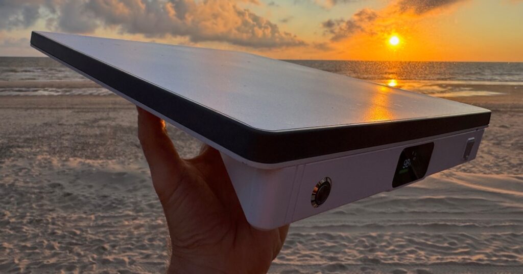 The battery-powered Starlink Mini is here