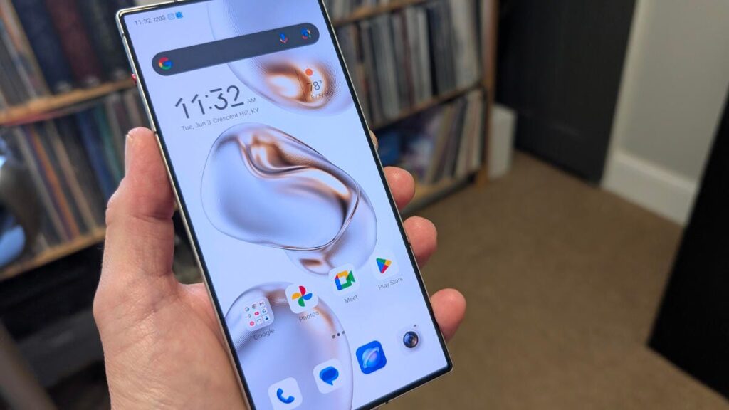 This $611 Android competes with my Pixel 9 Pro (and does a few things better)