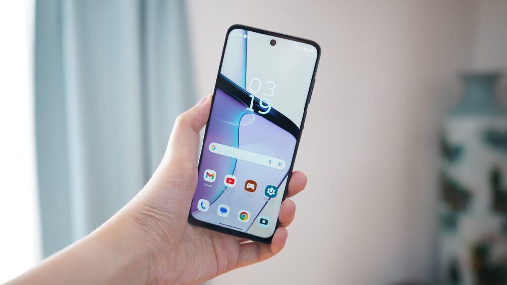 This budget Motorola phone punches way above its weight (and it comes with a stylus)