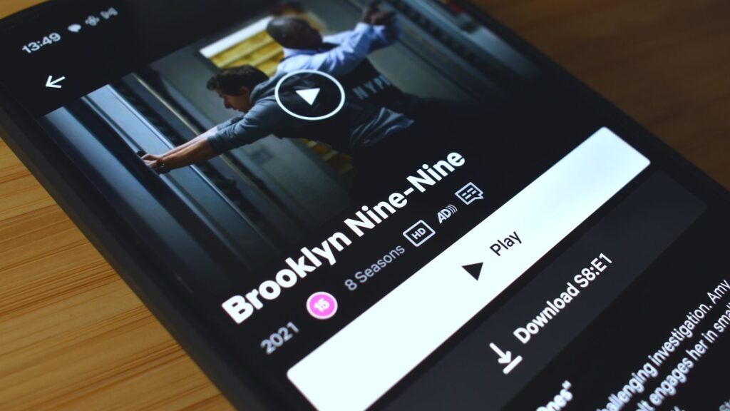 9 Shows on Netflix I Keep Binge-Watching Again and Again