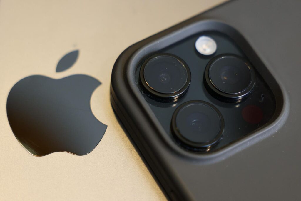 Apple iPhone 16 Pro Prices Drop Even Further In New Offer Before iPhone 17 Release