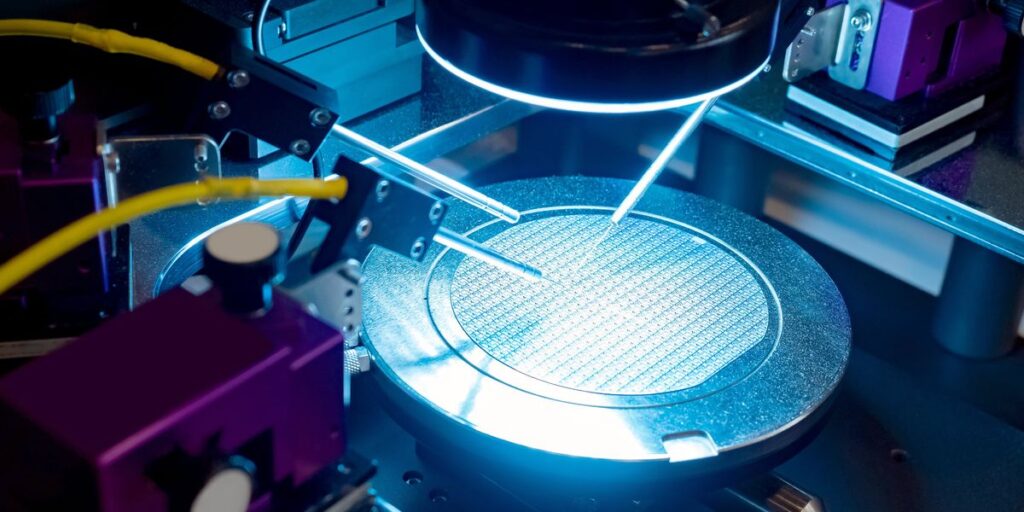 New IEEE Course on Electrostatic Discharge Prevention New IEEE Course on Electrostatic Discharge Prevention