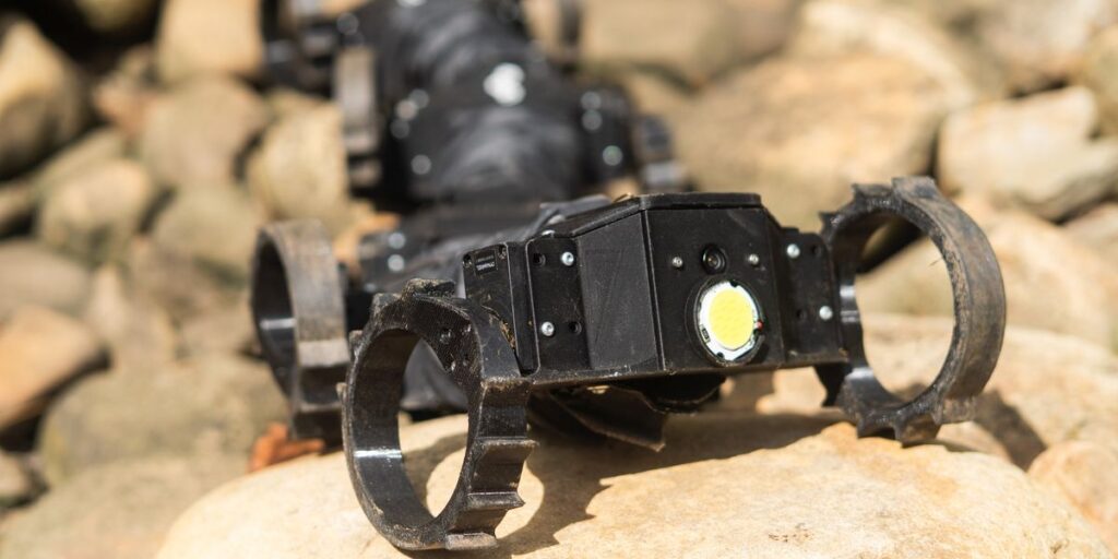 Robot Videos: SCUTTLE Robot, Laundry Folding, and More