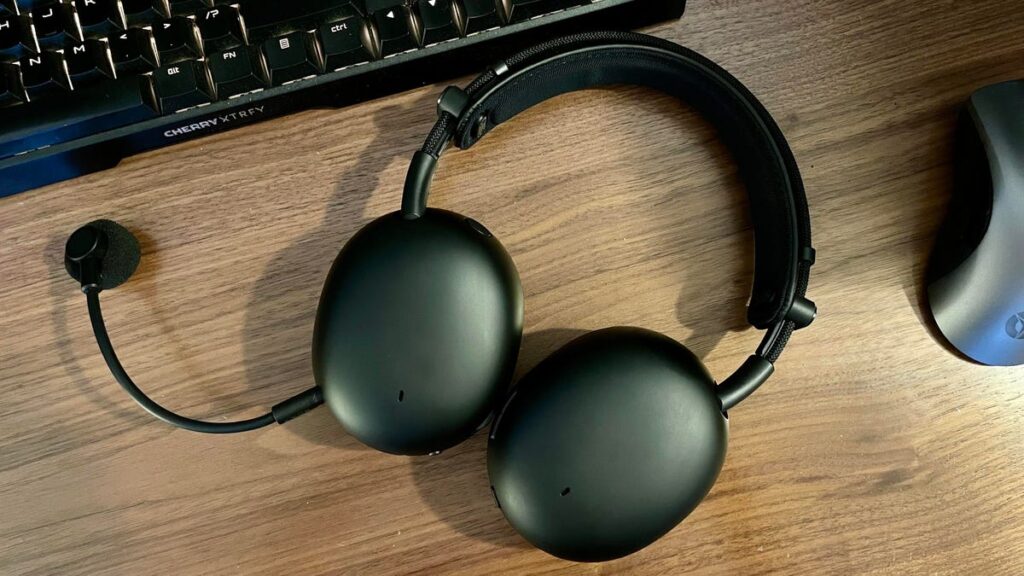 Sony's newest headphones are for WH-1000XM6 fans who love to game - and I can attest to that
