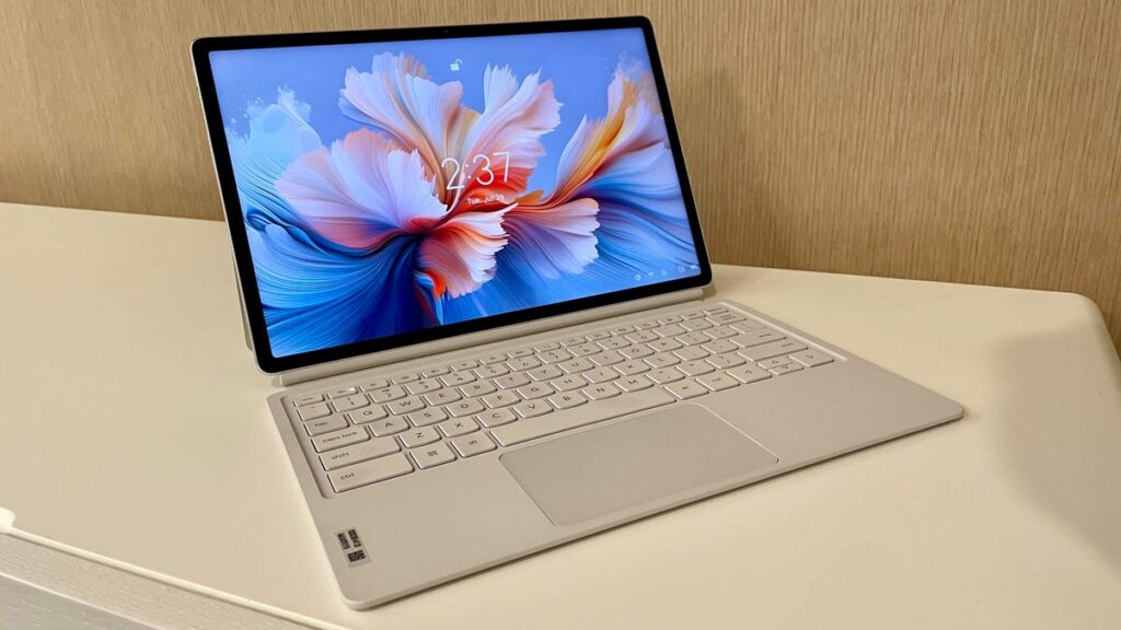 Why I'm recommending this midrange Lenovo tablet over competing models