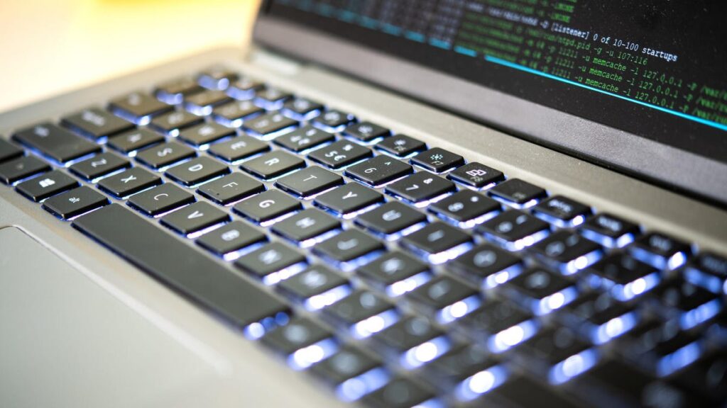 6 sudo tricks every Linux user needs to know – plus 1 just for fun 6 sudo tricks every Linux user needs to know - plus 1 just for fun