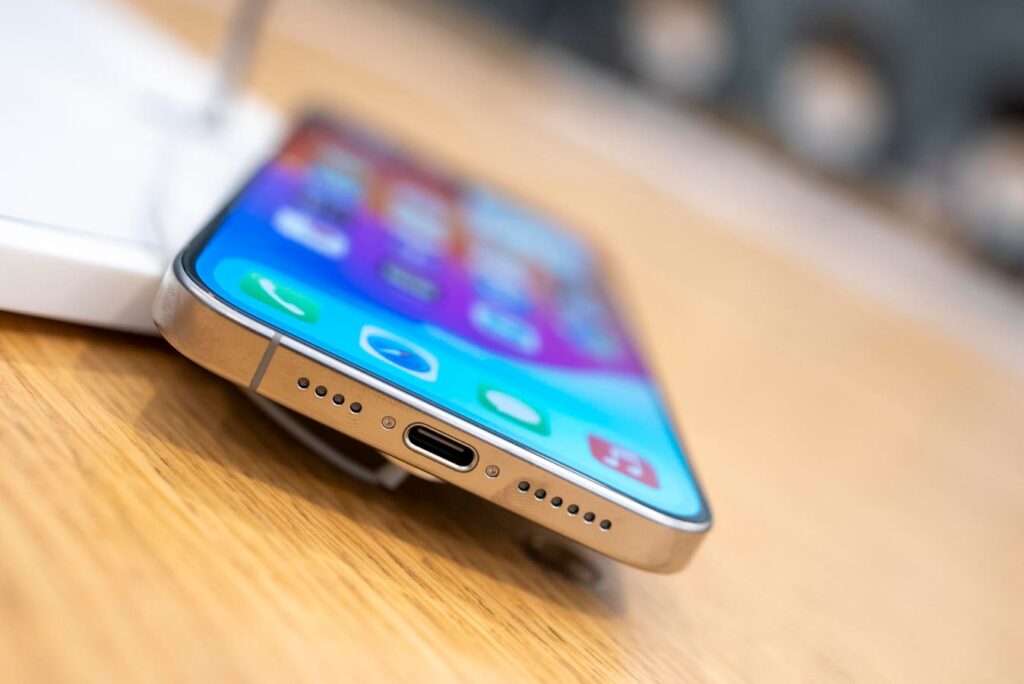 Apple’s Surprise iPhone 14 And iPhone 15 Free Satellite Offer Isn’t For All Users