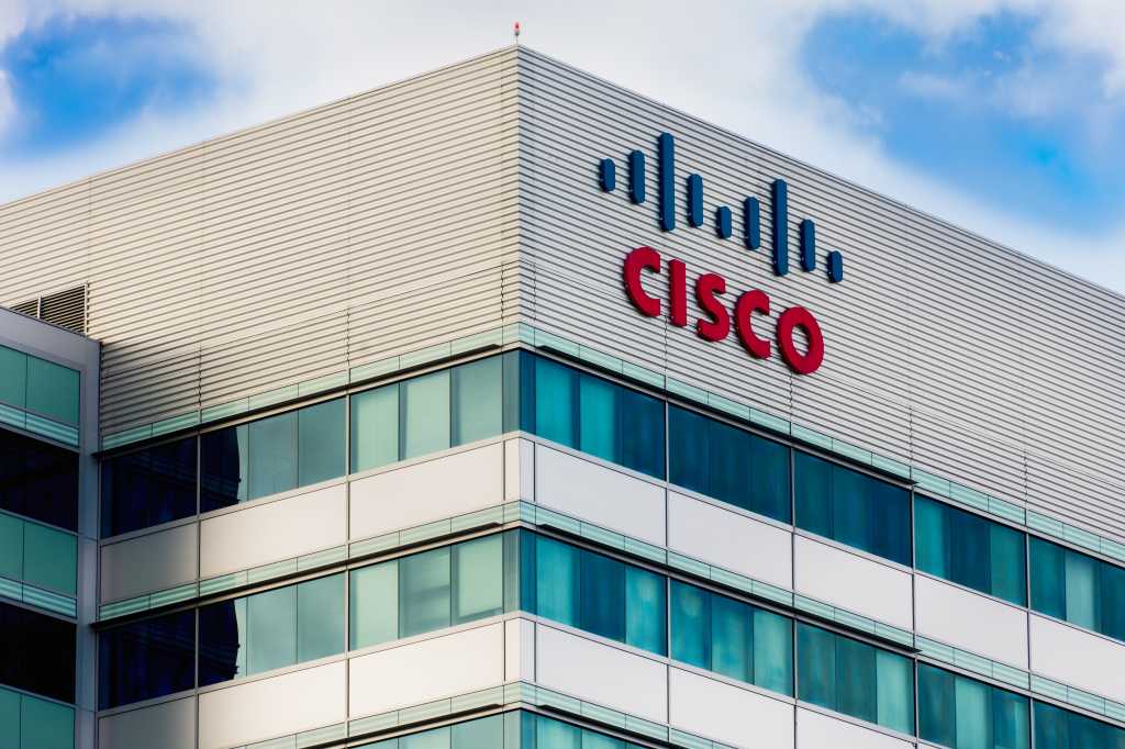 Cisco admins urged to patch IOS, IOS XE devices Cisco