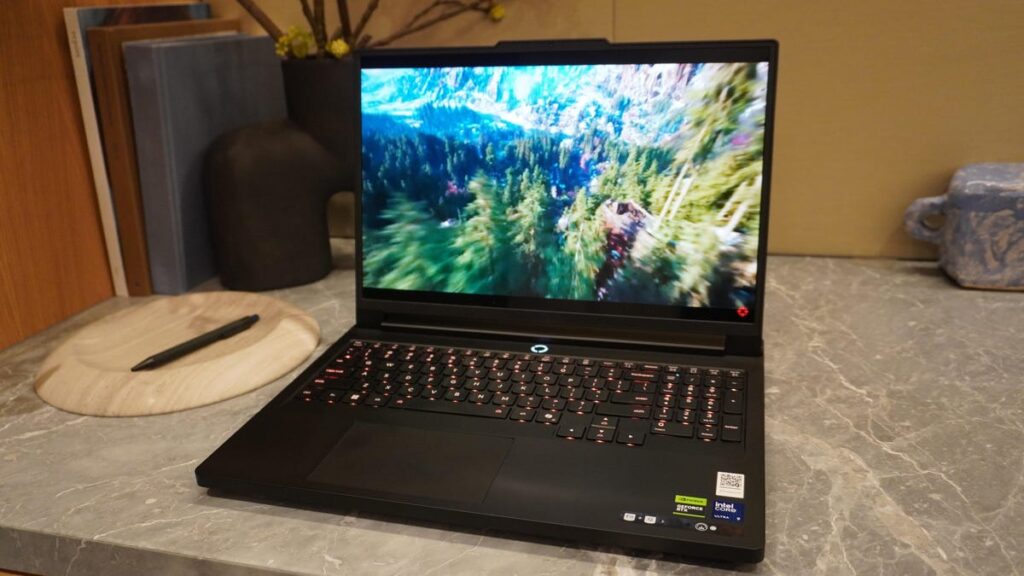 I’ve never been a gaming PC guy, but this laptop changed my perspective for the better I've never been a gaming PC guy, but this laptop changed my perspective for the better