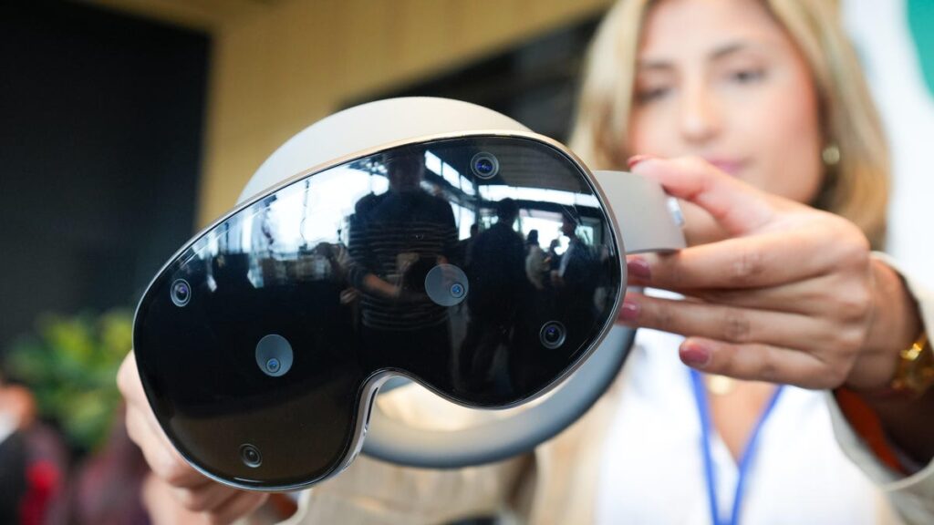 The Samsung Galaxy XR headset comes with $1,000 worth of freebies – here’s what’s included The Samsung Galaxy XR headset comes with $1,000 worth of freebies - here's what's included